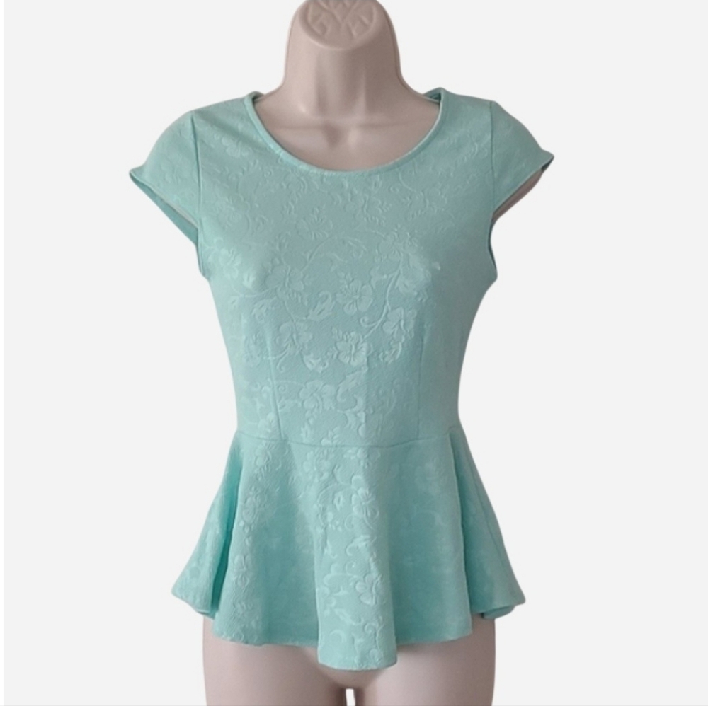 Green Floral Peplum Top with Cap Sleeves